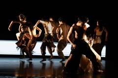 Cloud Gate Dance Theatre of Taiwan in 'Lunar Halo' at Sadler's Wells