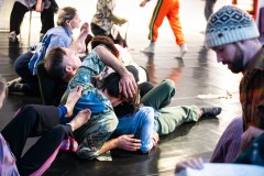 Final Thursday evening contact improvisation session at Curious Seed's space in Ocean Terminal in Leith, Edinburgh, on 22 February 2023 © Chantal Guevara. All rights reserved.