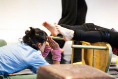 Final Thursday evening contact improvisation session at Curious Seed's space in Ocean Terminal in Leith, Edinburgh, on 22 February 2023 © Chantal Guevara. All rights reserved.