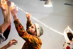 Final Thursday evening contact improvisation session at Curious Seed's space in Ocean Terminal in Leith, Edinburgh, on 22 February 2023 © Chantal Guevara. All rights reserved.