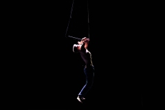 Elsa van der Wal performing at Cirqulation's 'Cirqulation 8: Power' Circus Cabaret Night at the Assembly Roxy