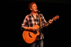 Doug Johnstone performing at the We Are For Palestine (Edinburgh) fundraiser at the Assembly Roxy in Edinburgh